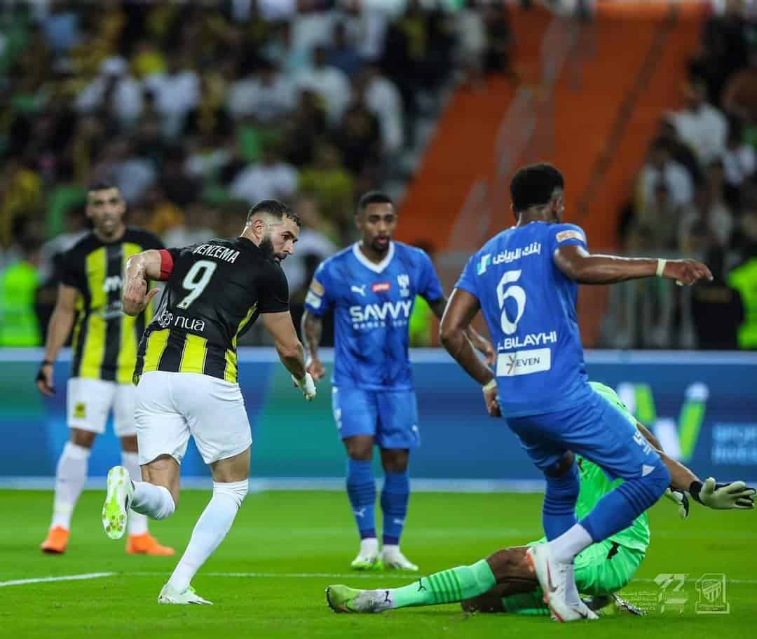 غيابات الهلال والاتحاد