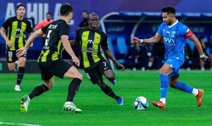 التشكيل المتوقع لكلاسيكو الهلال والاتحاد